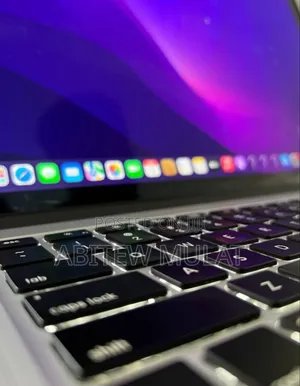 New Laptop Apple MacBook Pro 2015 16GB Intel Core I7 SSD 512GB