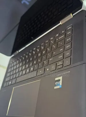 New Laptop HP Spectre X360 16GB Intel Core I7 SSD 512GB