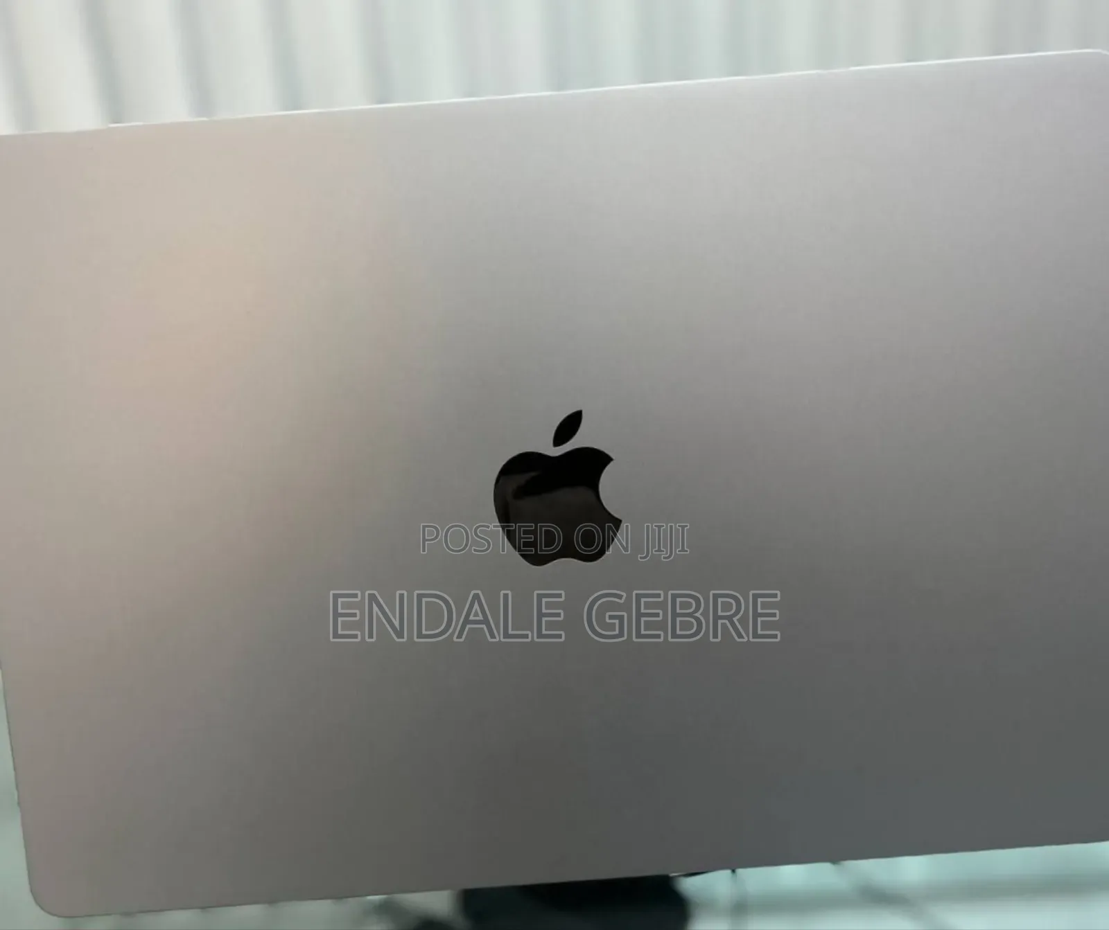 New Laptop Apple MacBook Air 2024 M3 15-Inch 8GB Apple M3 SSD 512GB