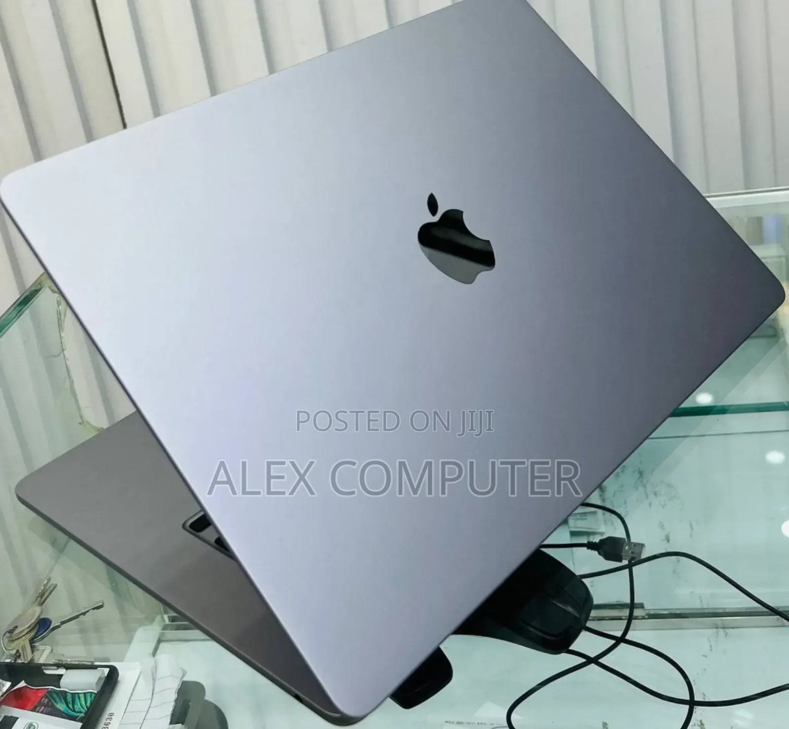 New Laptop Apple MacBook Air 2024 M3 15-Inch 8GB Apple M3 SSD 256GB