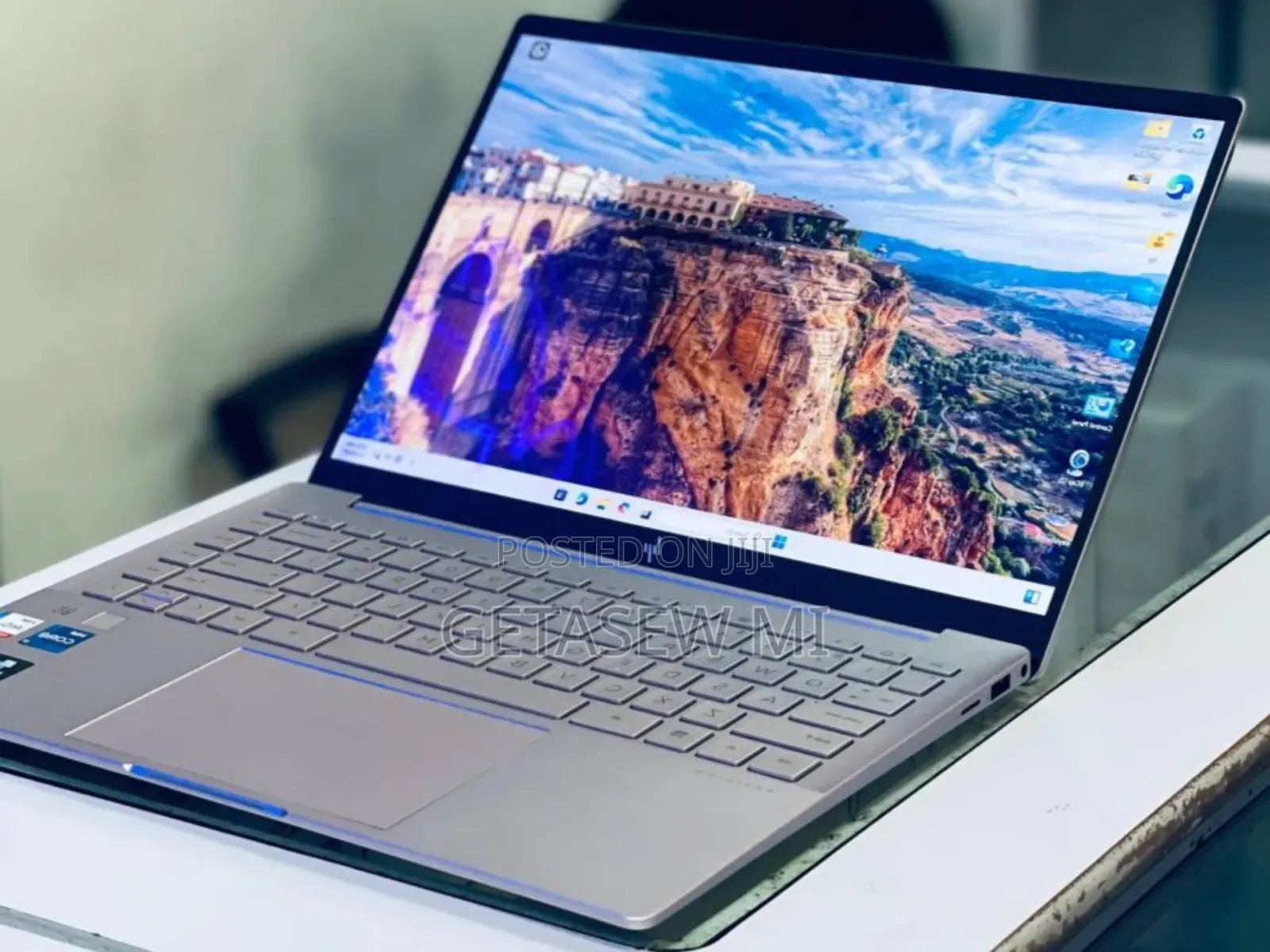 New Laptop HP Pavilion 14 16GB Intel Core I7 SSD 1T