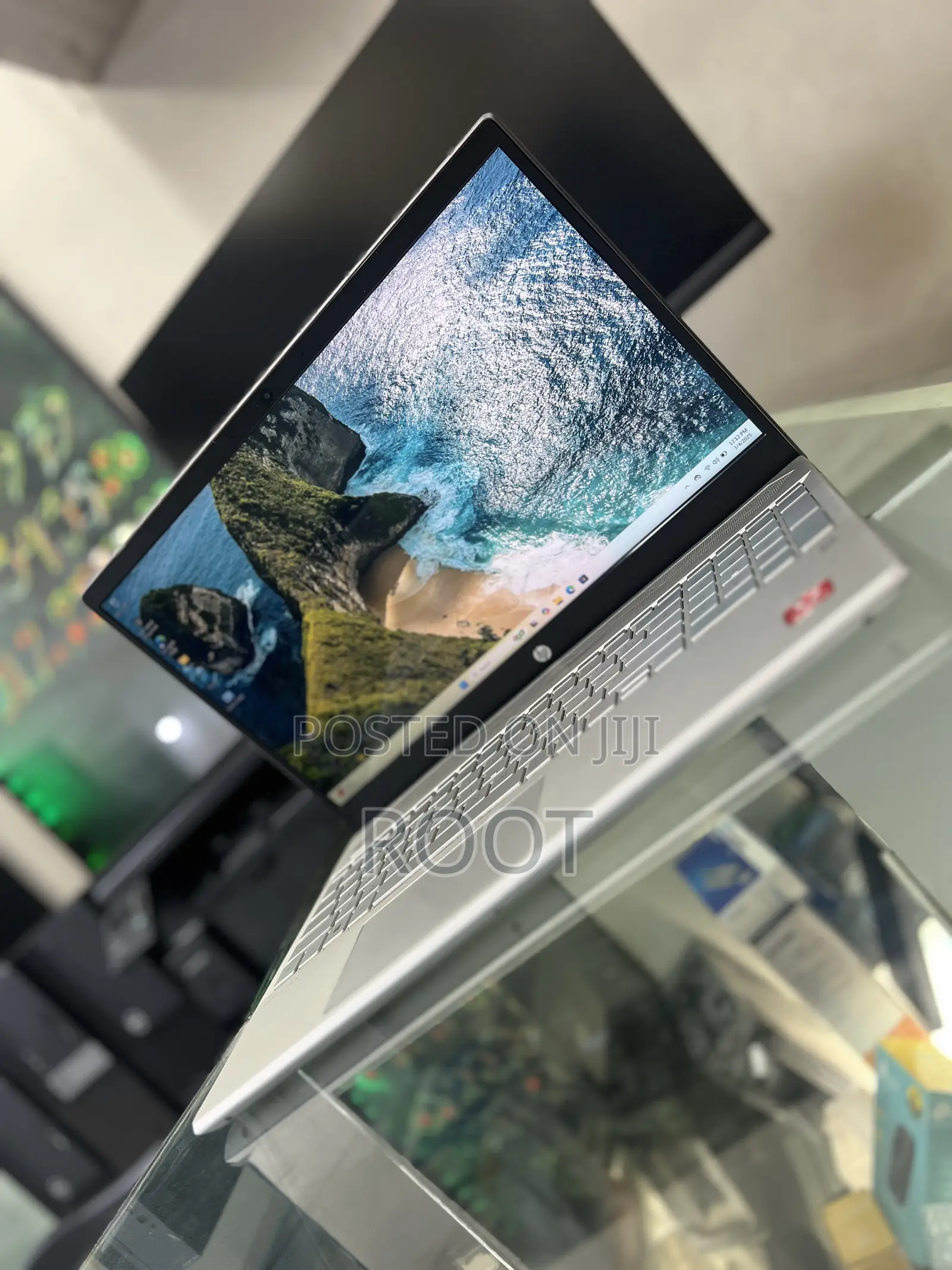 Laptop HP Pavilion 15 8GB AMD Ryzen 5 SSD 256GB