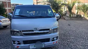 Toyota HiAce 2007 Silver