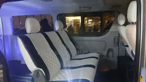 Toyota HiAce 2007 Silver