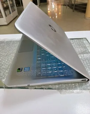 New Laptop HP Envy 15 8GB Intel Core I5 SSD 512GB