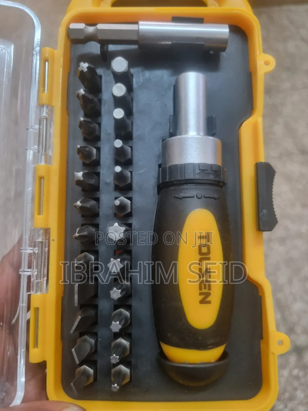 26pcs Bits Set (የተለያዩ ብሎኖች መፍቻ)