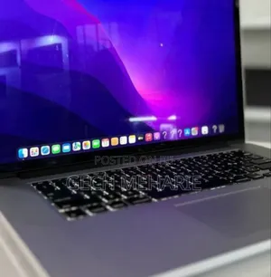 Photo - New Laptop Apple MacBook Pro 2015 16GB Intel Core I7 SSD 512GB