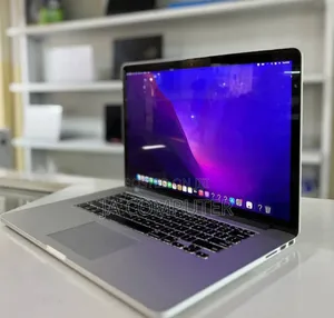 New Laptop Apple MacBook Pro 2015 16GB Intel Core I7 SSD 512GB