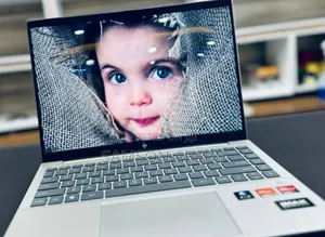 New Laptop HP Pavilion 15 32GB AMD Ryzen 7 SSD 1T