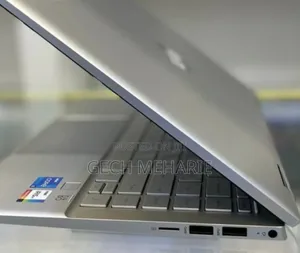 New Laptop HP Pavilion 15 8GB Intel Core I5 SSD 512GB