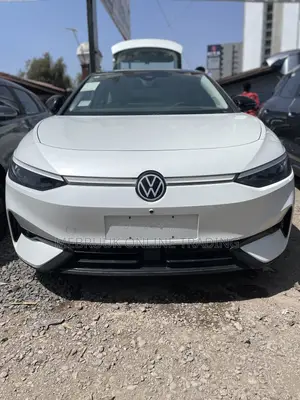 Photo - New Volkswagen ID.7 2025 White