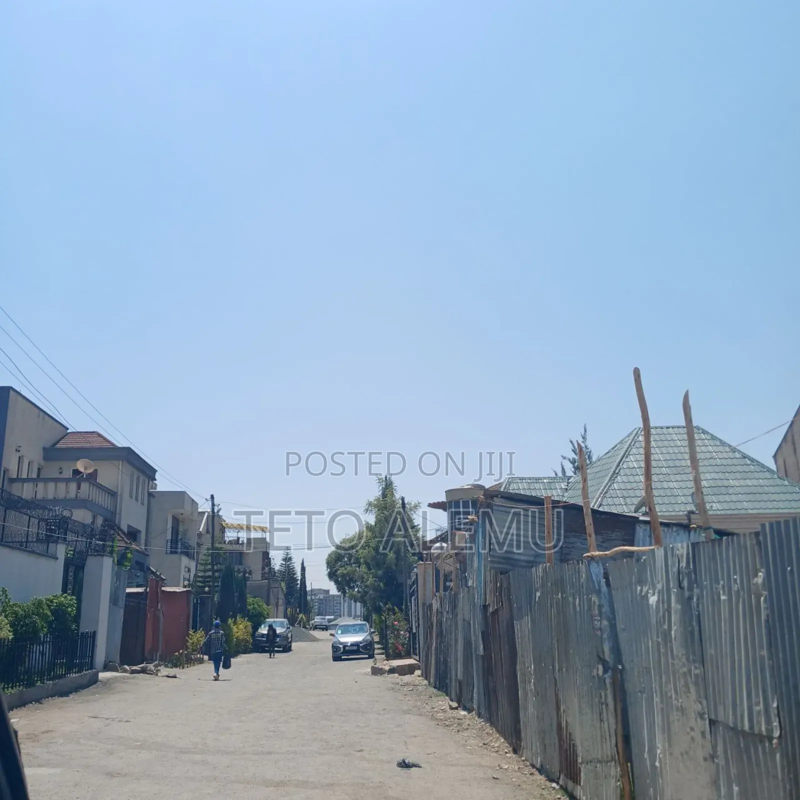 የሚሸጥ ቦታ ሰሚት ጉላጉል ኮምፓውድ 500 ካሬ 25 ሚሊዮን ብር