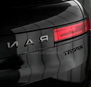 New Rover 2000 2024 Black