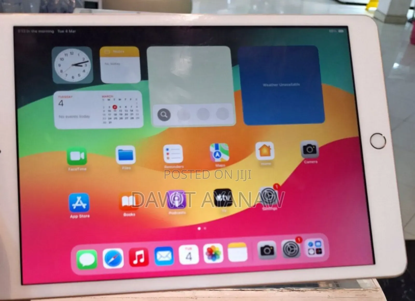 New Apple iPad 10.2 (2021) 128 GB Silver