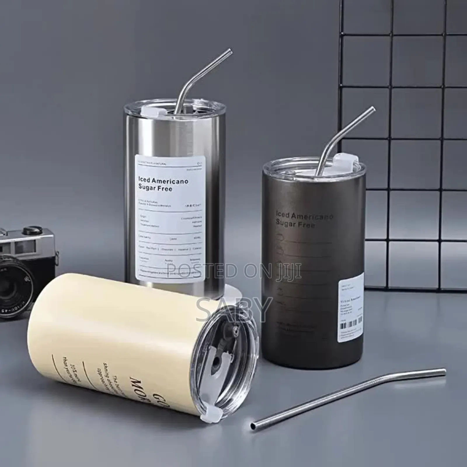 .Drinking Jar With Straw