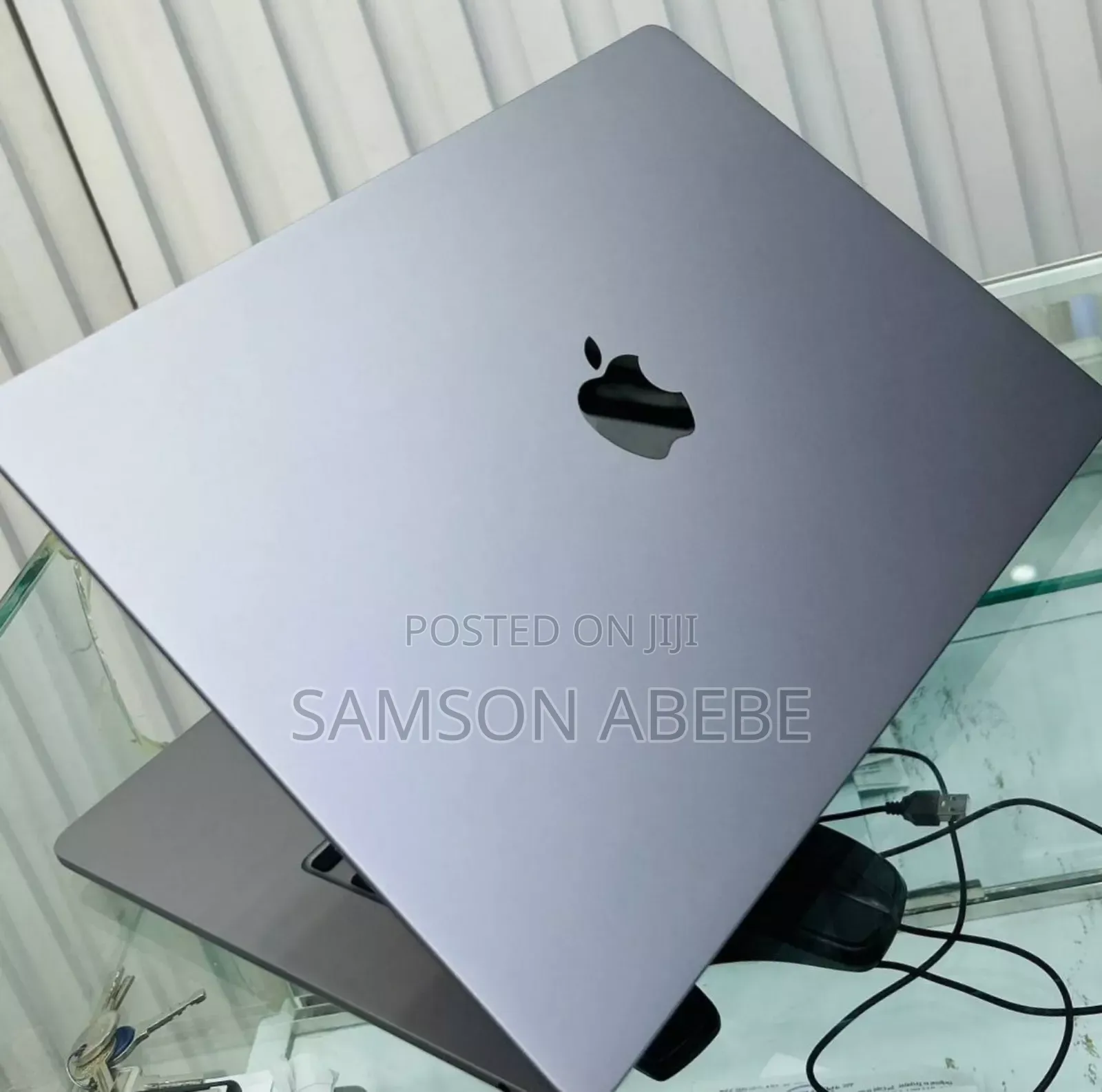 New Laptop Apple MacBook Air 2024 M3 15-Inch 8GB Apple M3 SSD 256GB