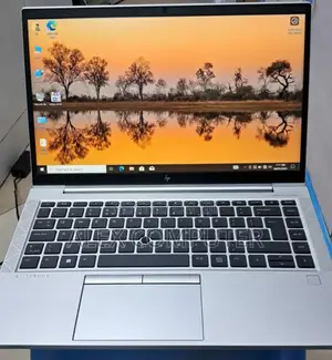 New Laptop HP EliteBook 830 G8 16GB Intel Core I5 SSD 512GB