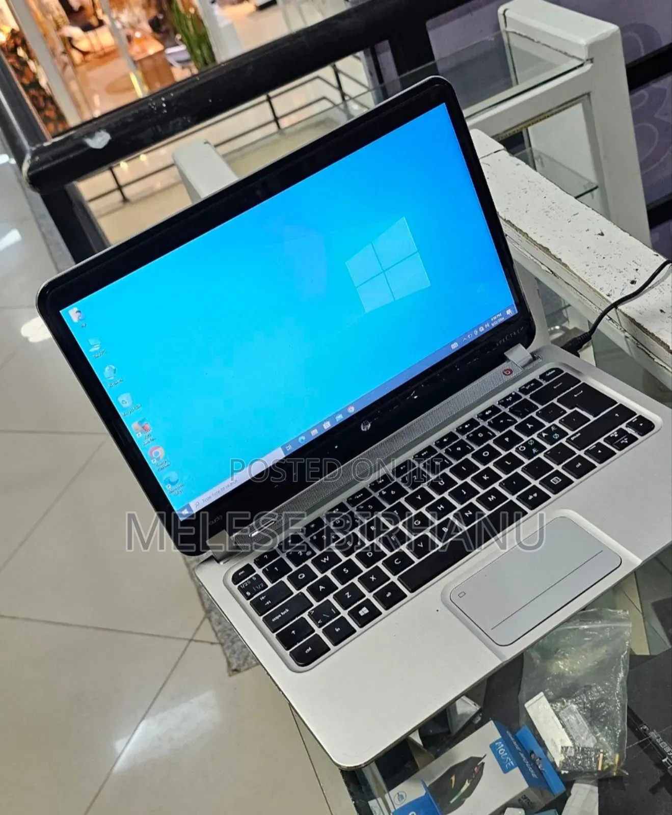 Laptop HP Spectra 13 4GB Intel Core I5 SSD 128GB
