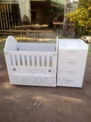 Photo - የህፃን ልጅ አልጋ እስከ ኮሜዲኖ Kids Bed With Name:የሕጻናት አልጋ New