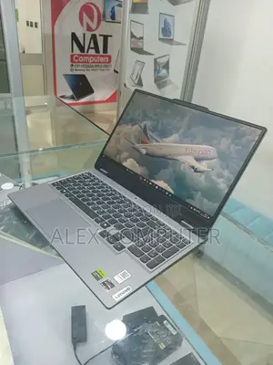 New Laptop Lenovo LOQ 15ARP9 24GB AMD Ryzen 7 SSD 512GB