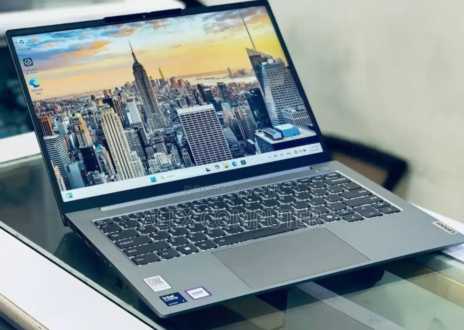 New Laptop Lenovo Thinkbook 14 16GB Intel Core Ultra 7 SSD 512GB