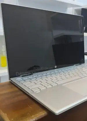 New Laptop HP Pavilion 15 8GB Intel Core I5 SSD 512GB