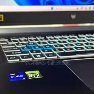 New Laptop Acer Predator Helios 300 16GB Intel Core I9 SSD 512GB