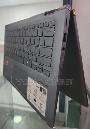 New Laptop Asus 8GB AMD Ryzen 5 SSD 256GB