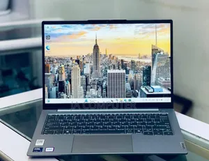 Photo - New Laptop Lenovo ThinkBook 13 16GB Intel Core Ultra 7 SSD 512GB