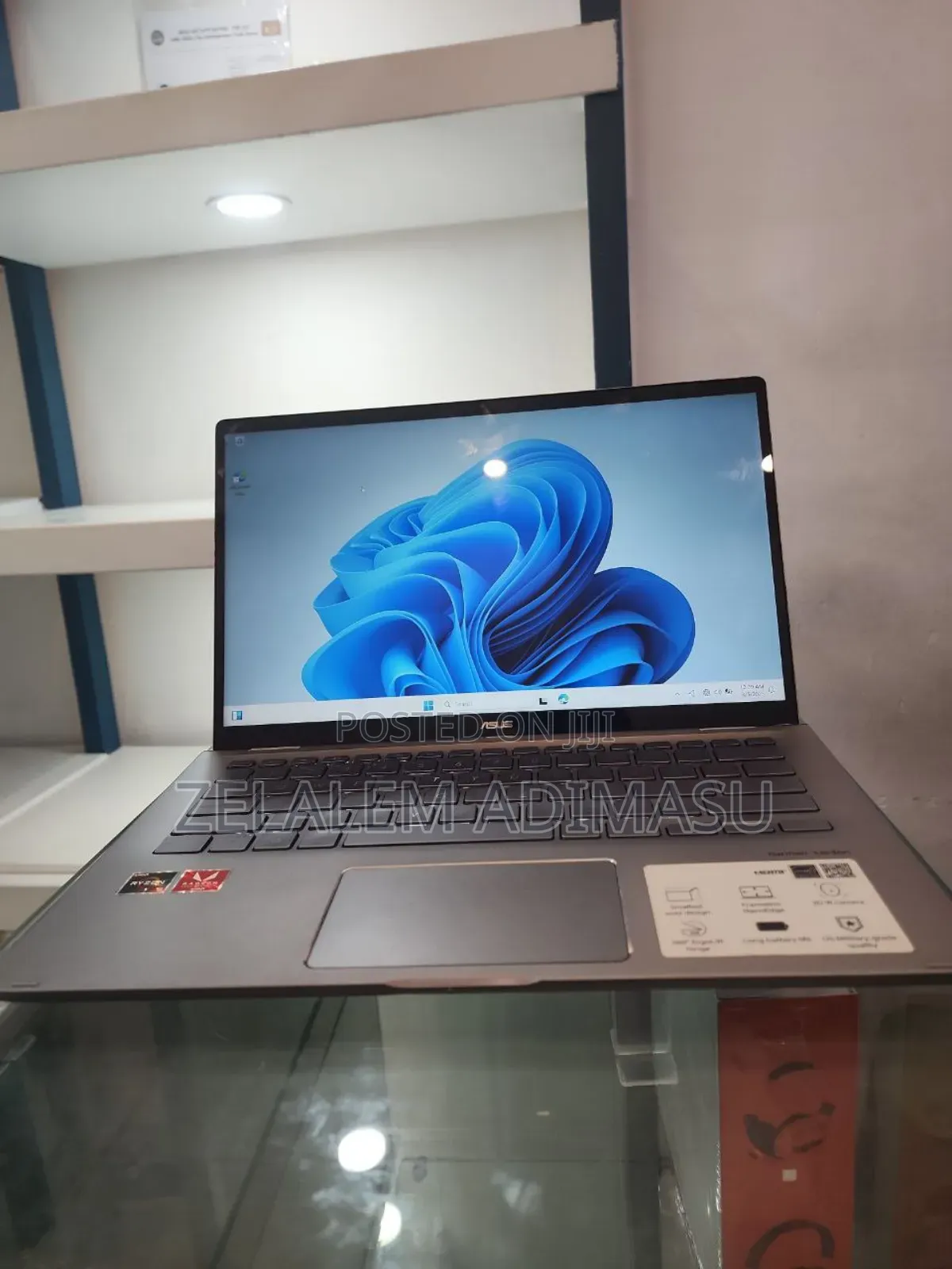 New Laptop Asus ZenBook UX21A 8GB AMD Ryzen 5 SSD 256GB