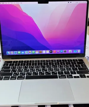 Photo - New Laptop Apple MacBook Air 2022 M2 8GB Apple M2 SSD 256GB