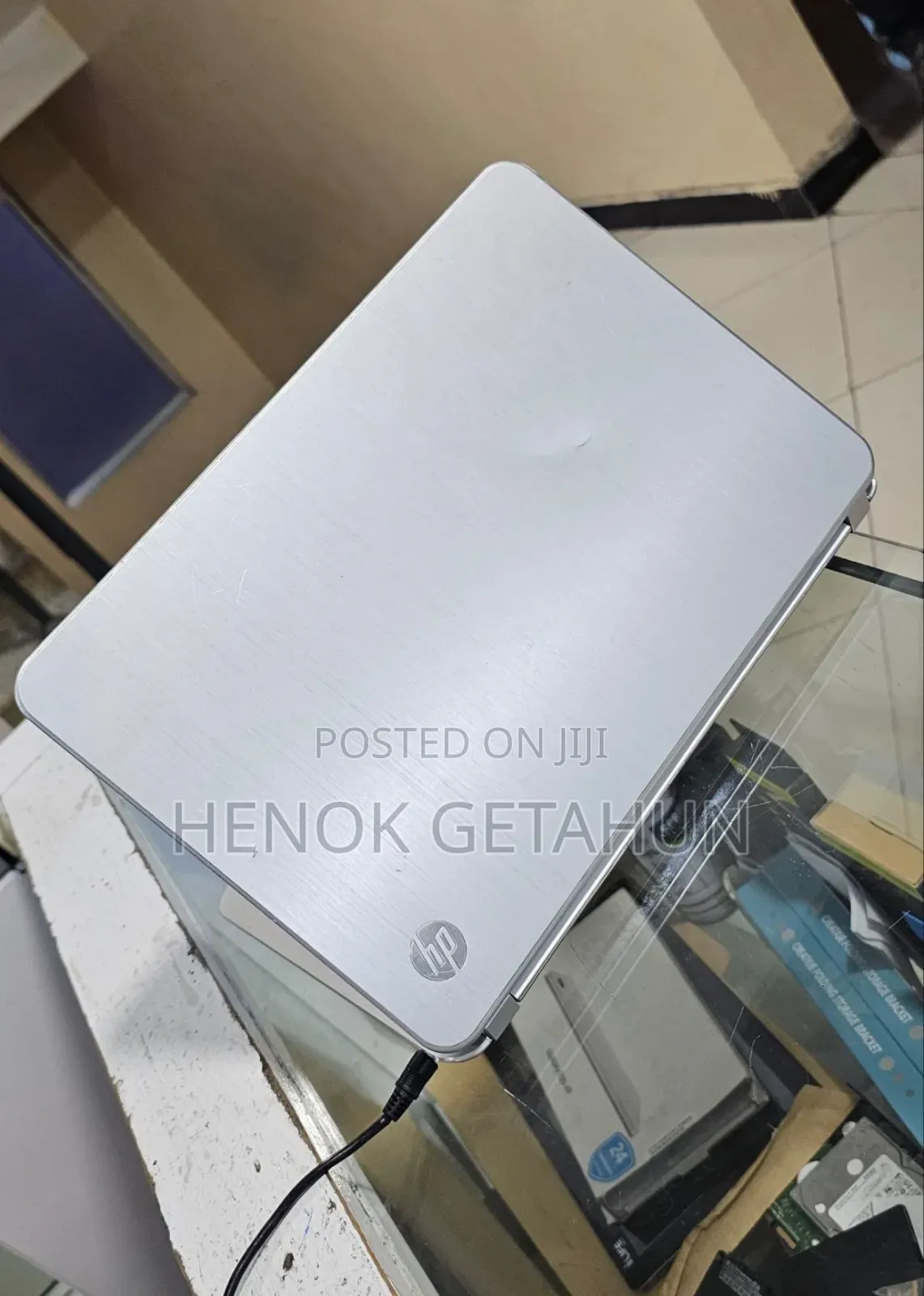 New Laptop HP Spectre 4GB Intel Core I5 SSD 128GB