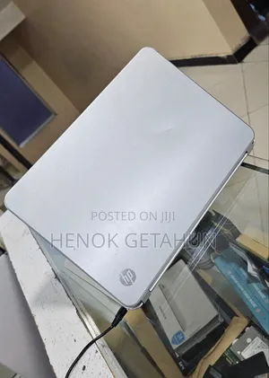 New Laptop HP Spectre 4GB Intel Core I5 SSD 128GB