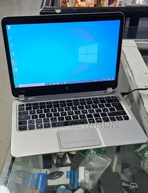 New Laptop HP Spectre 4GB Intel Core I5 SSD 128GB