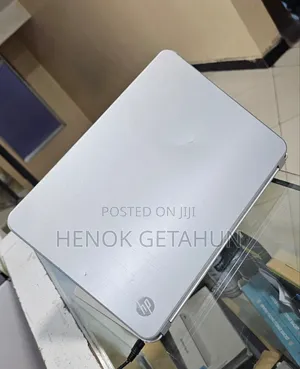 New Laptop HP Spectre 4GB Intel Core I5 SSD 128GB