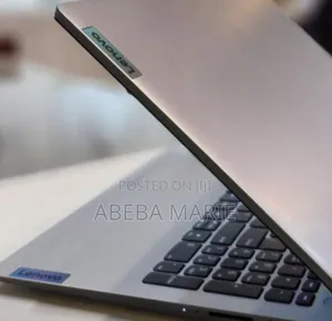 Photo - New Laptop Lenovo Ideapad 3 8GB Intel Core I5 SSD 512GB