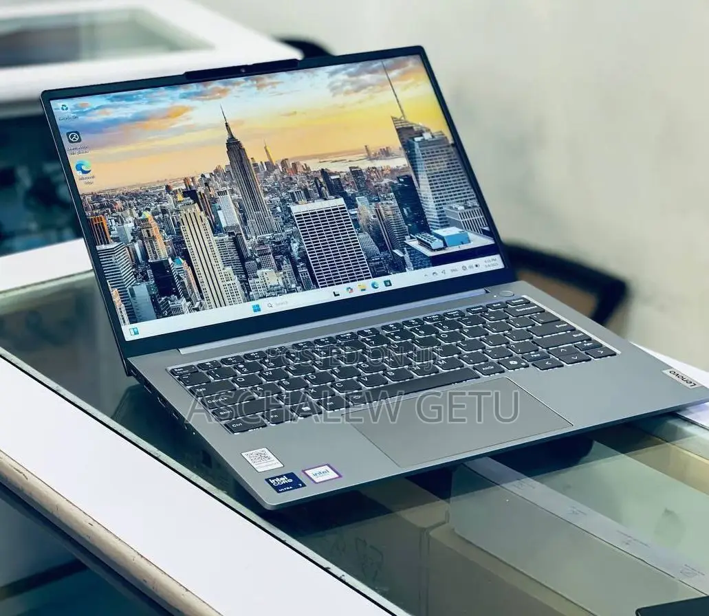 New Laptop Lenovo ThinkBook 13 16GB Intel Core I7 SSD 512GB