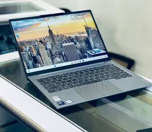 New Laptop Lenovo ThinkBook 13 16GB Intel Core I7 SSD 512GB