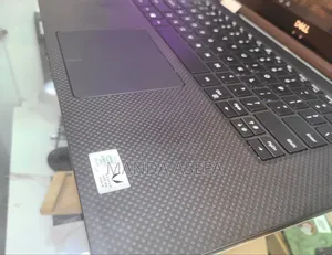 Photo - New Laptop Dell Precision 5530 16GB Intel Core i7 SSD 512GB