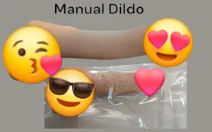Photo - Realistic Manual Dildo