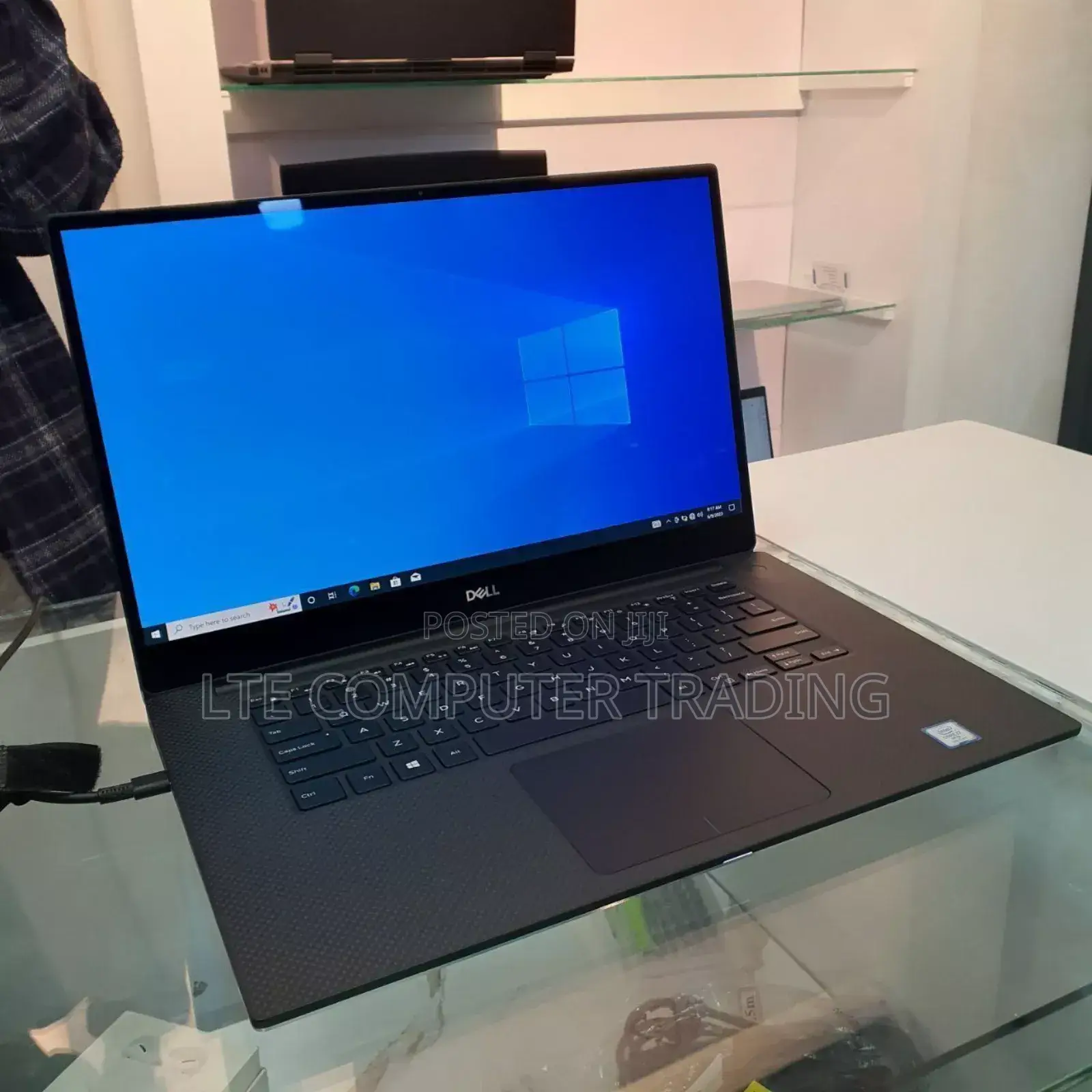 New Laptop Dell XPS 15 16GB Intel Core I7 SSD 512GB