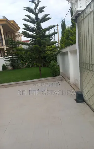 8bdrm House in Ayat, G+2+Terrace, Bole for sale