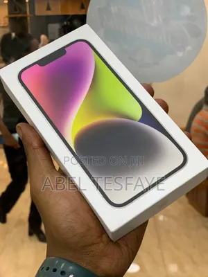 Photo - New Apple iPhone 14 128 GB