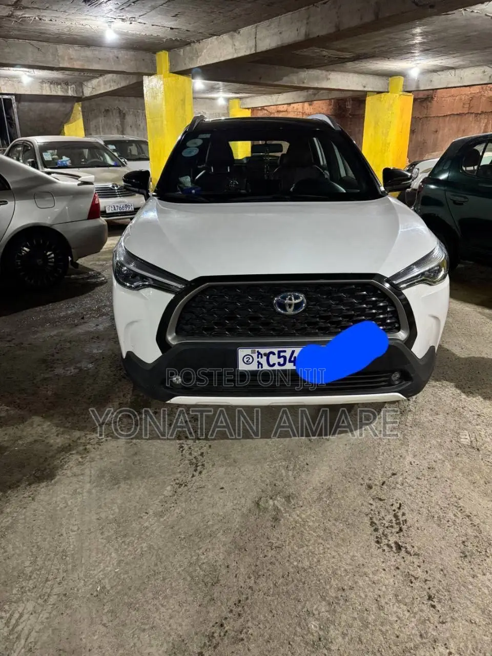 Toyota Corolla Cross Hybrid 2024 White