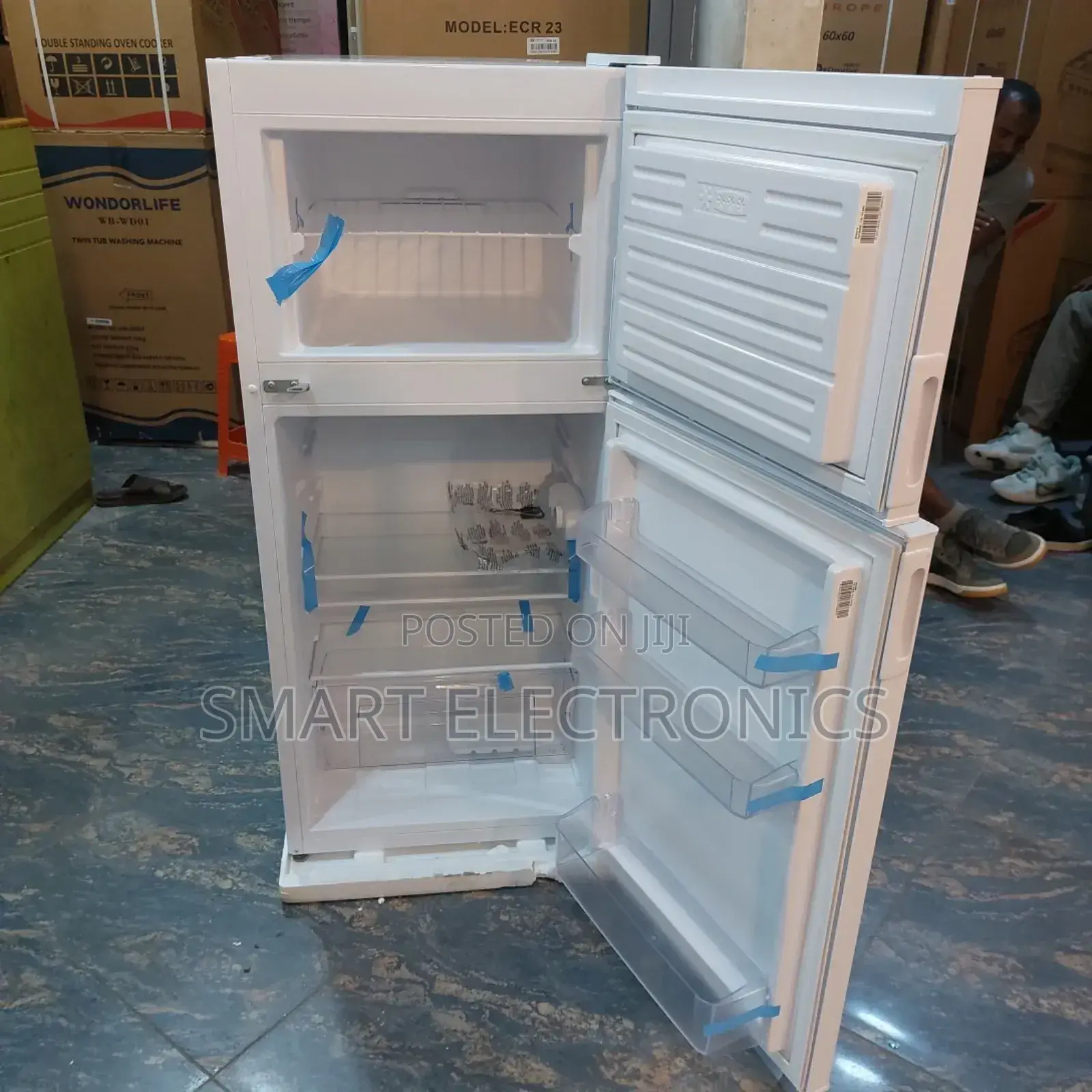 Champion Refrigerator 233l