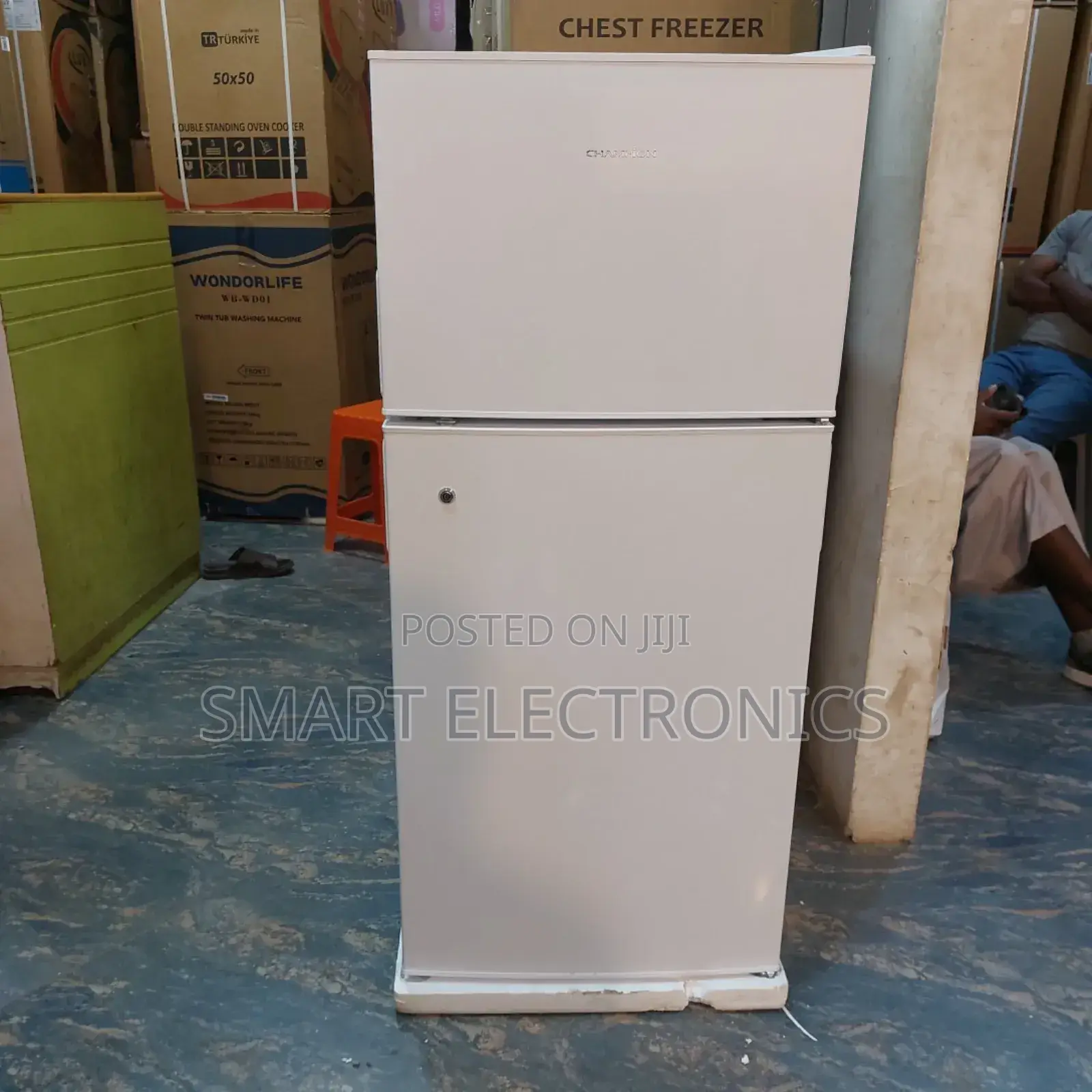 Champion Refrigerator 233l