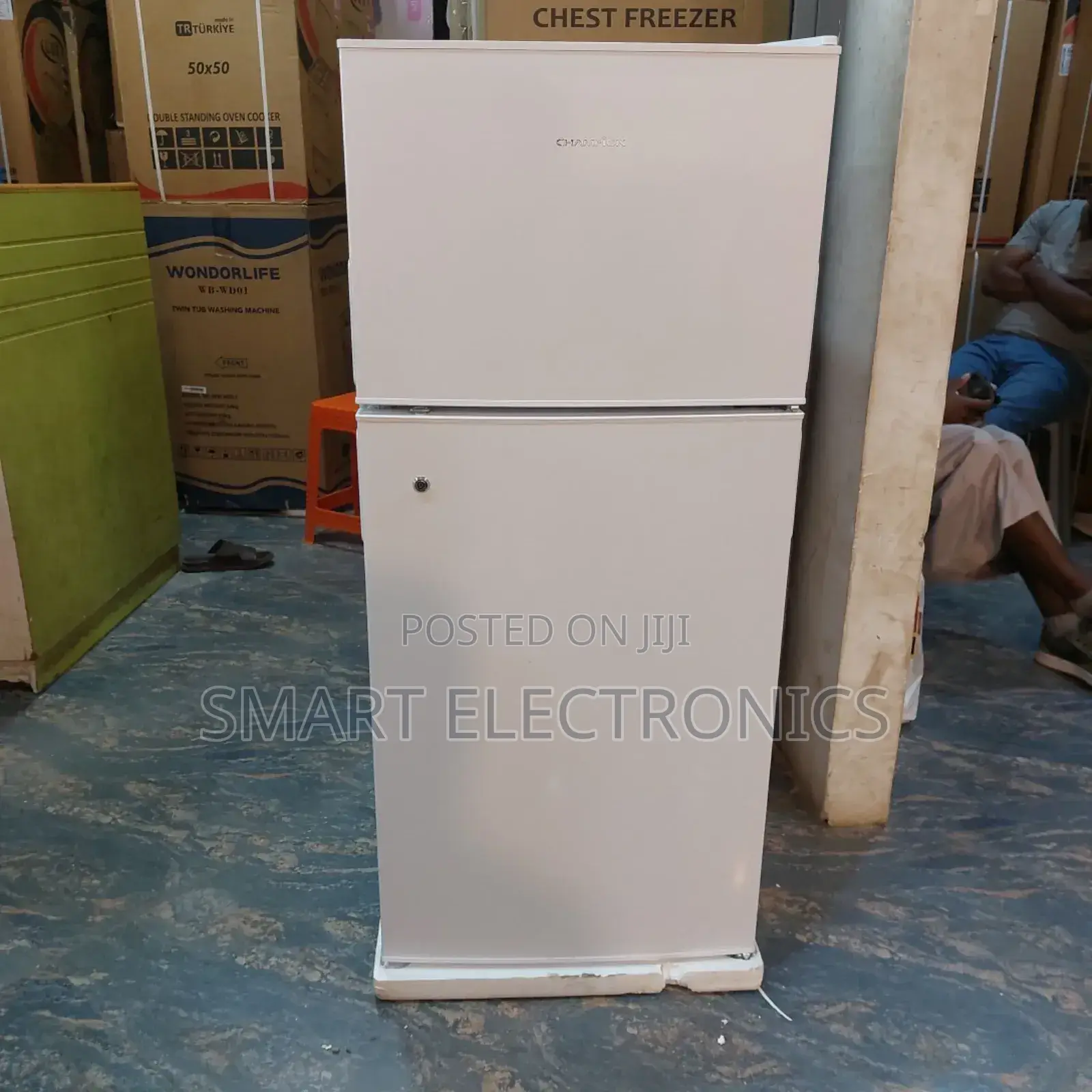 Champion Refrigerator 233l