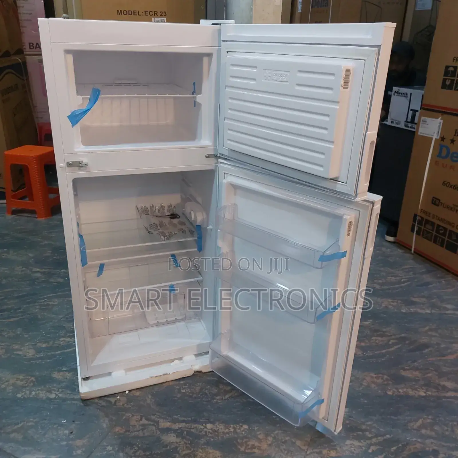 Champion Refrigerator 233l