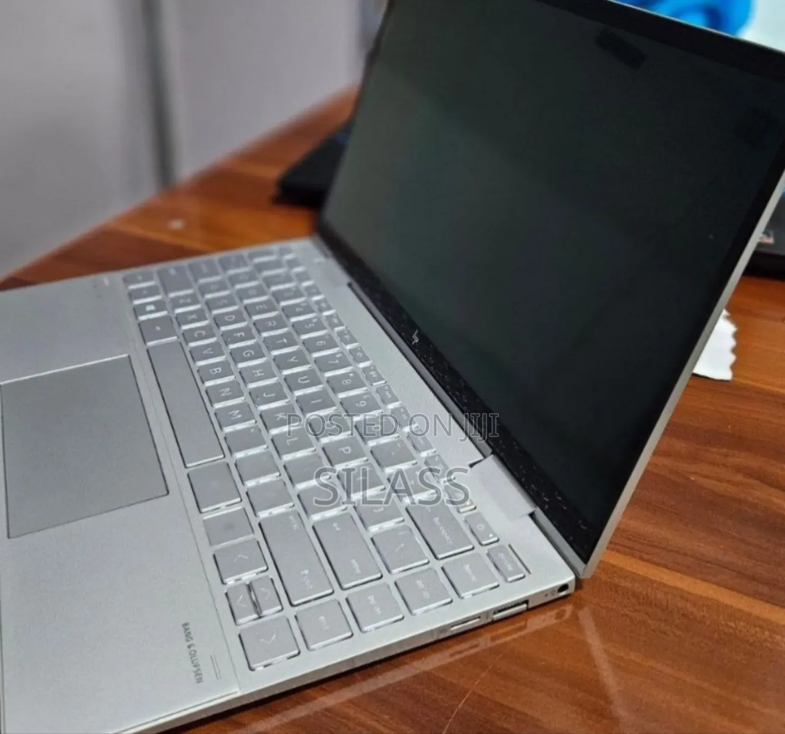 New Laptop HP Envy X360 8GB Intel Core I7 SSD 512GB