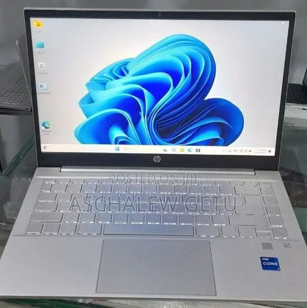 New Laptop HP Pavilion 15 16GB Intel Core I7 SSD 512GB